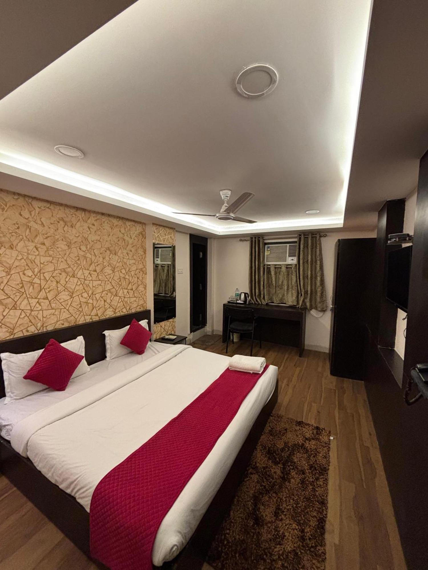 Diamond Residency 3*